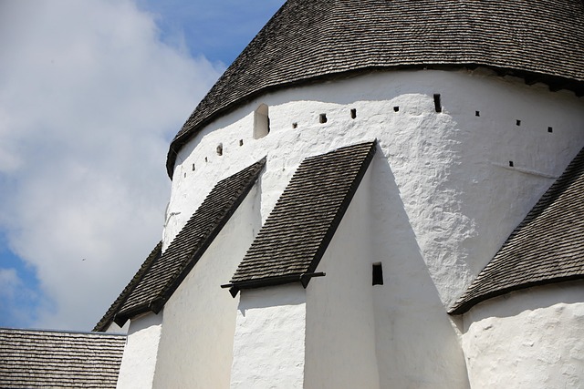 rooflineroofshingle-rooftile-roof-640x480-66097297.jpeg