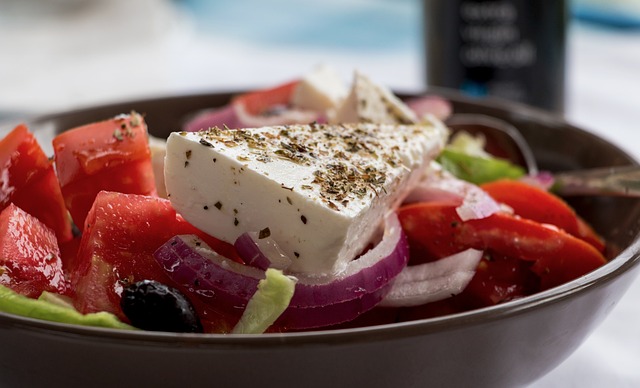 saladsandwichgreek-foodbeerwinemeal-640x480-18780378.jpeg