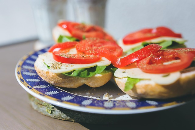 saladsandwichitalian-foodbeerwinemeal-640x480-33723825.jpeg
