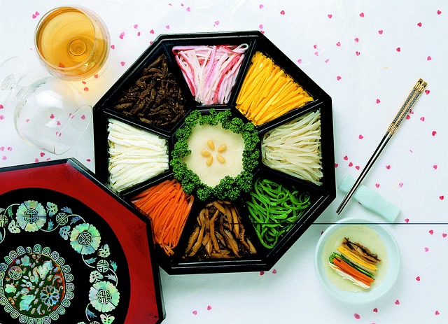salad,sandwich,korean food,beer,wine,meal