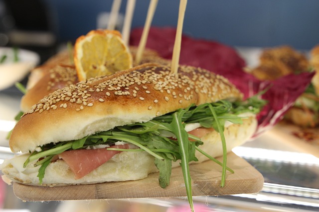 salad,sandwich,korean food,beer,wine,meal