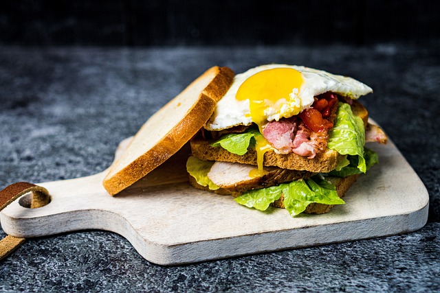 salad,sandwich,korean food,beer,wine,meal