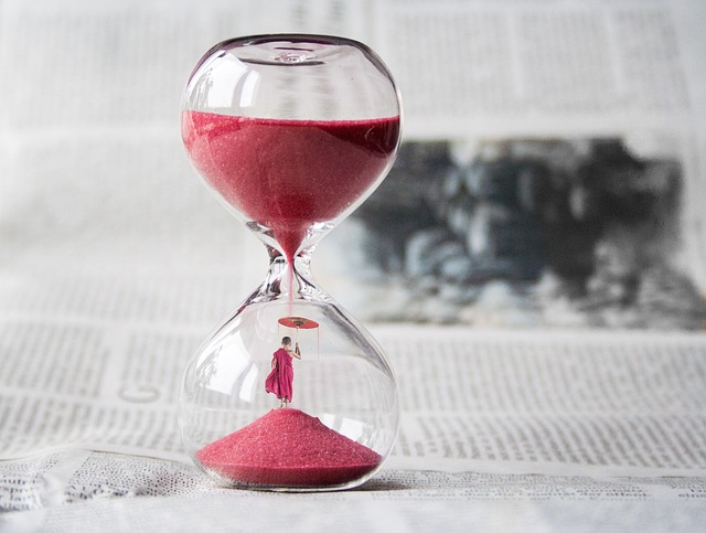 seasonal, timing, student housing, rental search, student, best time