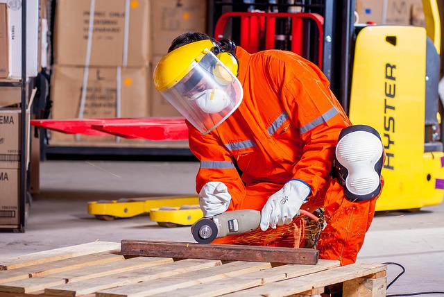 security-screening-personnel-safety-comp-640x480-47202487.jpeg