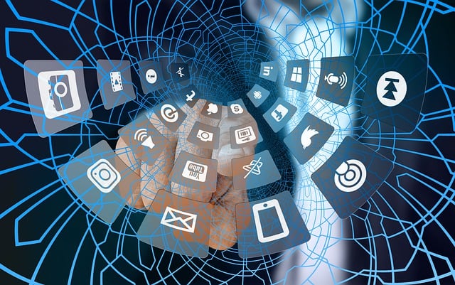 social-media-online-profiles-privacy-eth-640x480-36386676.jpeg