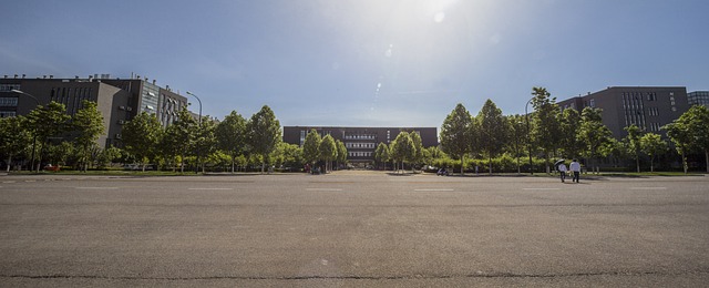 student-housing-apartment-college-rentin-640x480-99573806.jpeg