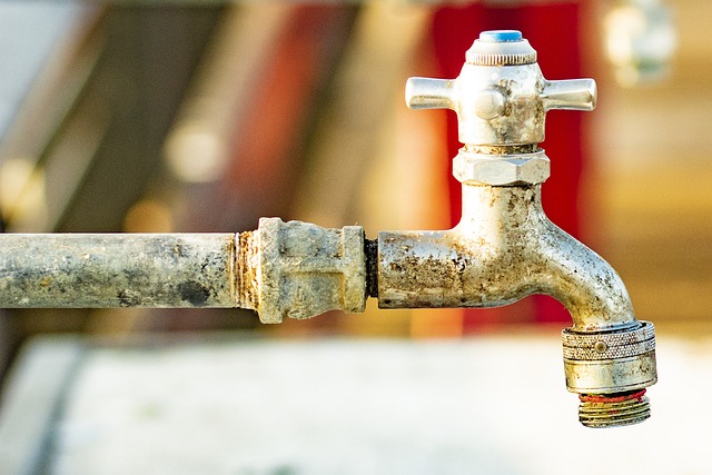 technology-plumbing-smart-efficient-inno-640x480-90013179.jpeg