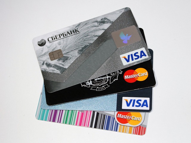 banks-lenders-loans-credit-finance-insti-640x480-85449171.jpeg