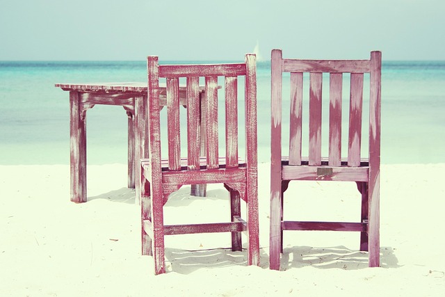 beach-hidden-secluded-coast-sand-tranqui-640x480-99561515.jpeg