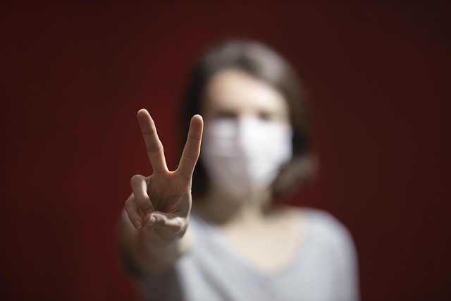 Unveiling Black Mold Dangers: Symptoms, Prevention & Remediation