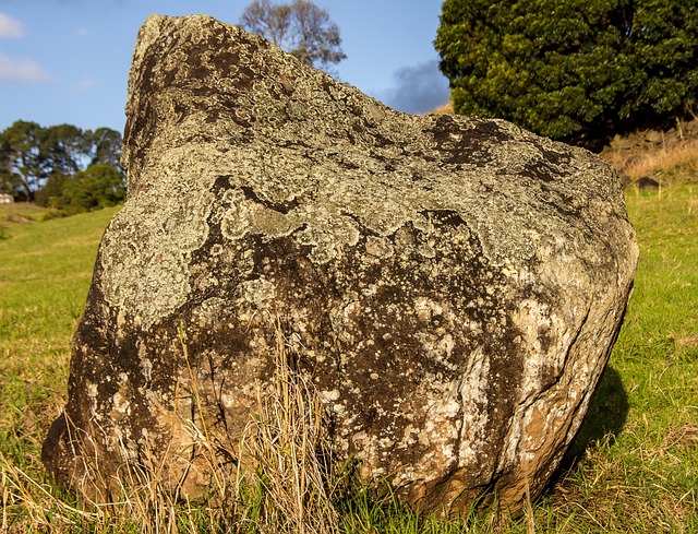 bouldering