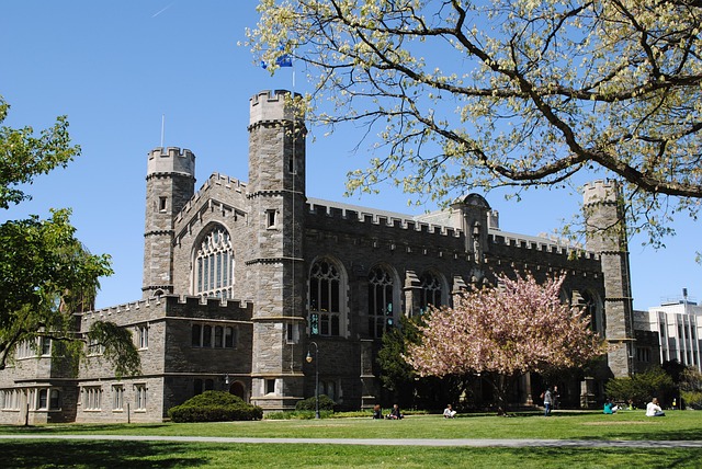 city-university-student-housing-rentals-640x480-20729716.jpeg