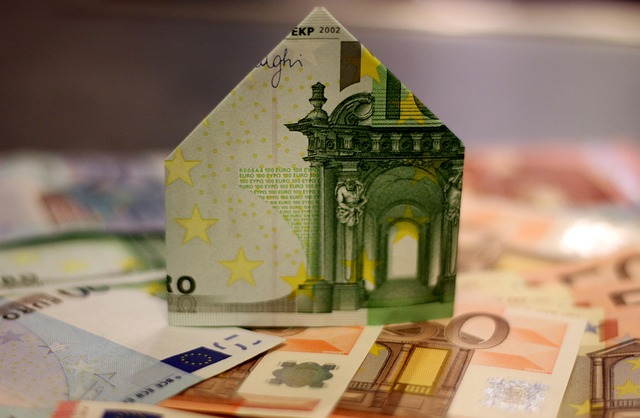 credit-finance-business-scores-loan-rati-640x480-51325106.jpeg