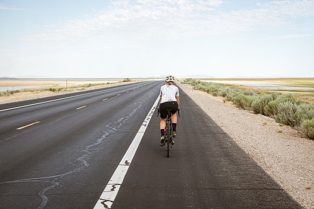 cycling-bike-trail-nature-road-adventure-640x480-57284713.jpeg