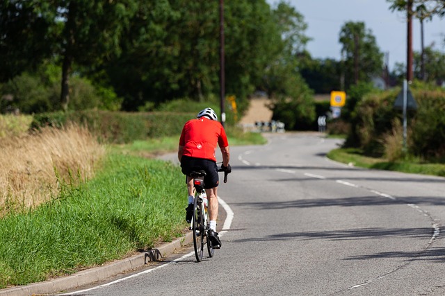 cycling-biking-trails-roads-bike-adventu-640x480-11018751.jpeg