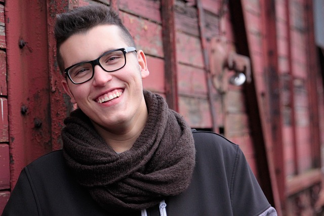 dentistsmilewhite-teeth-640x480-51451822.jpeg