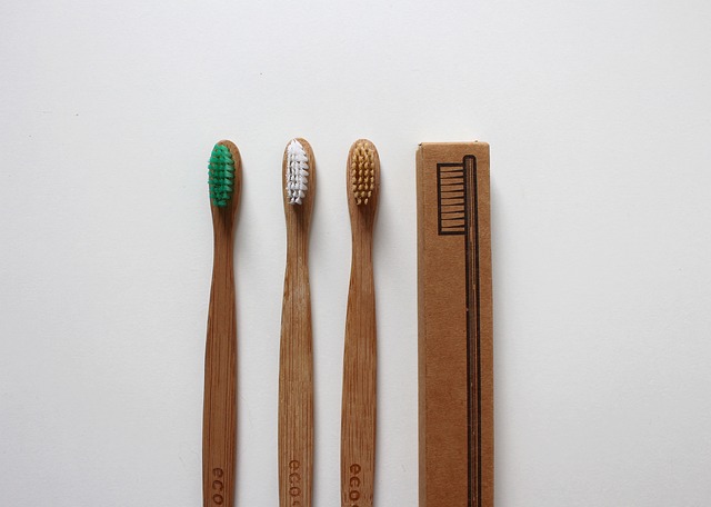 dentistsmilewhite-teeth-640x480-8536323.jpeg