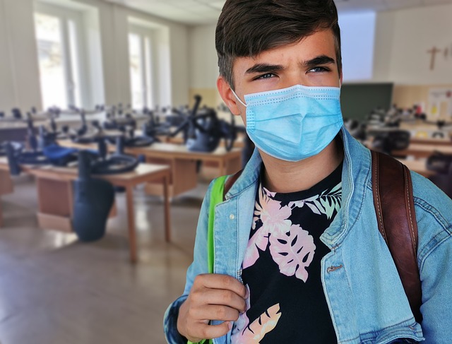 education-screening-safety-credentials-s-640x480-74325792.jpeg