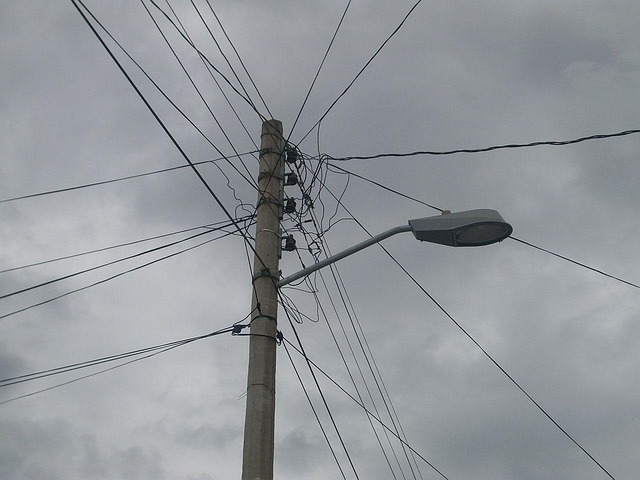 electricianelectric-lightslightslampther-640x480-94512410.jpeg