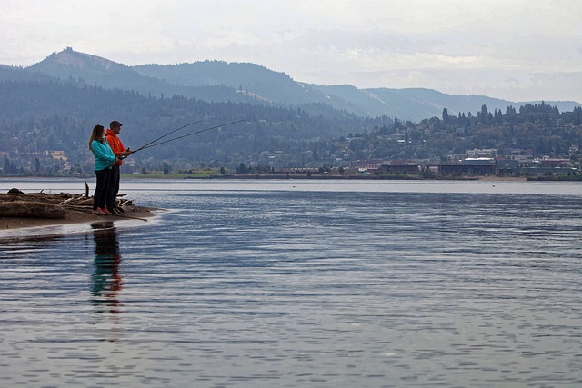 fishing-river-lake-nature-angling-outdoo-640x480-26920158.jpeg