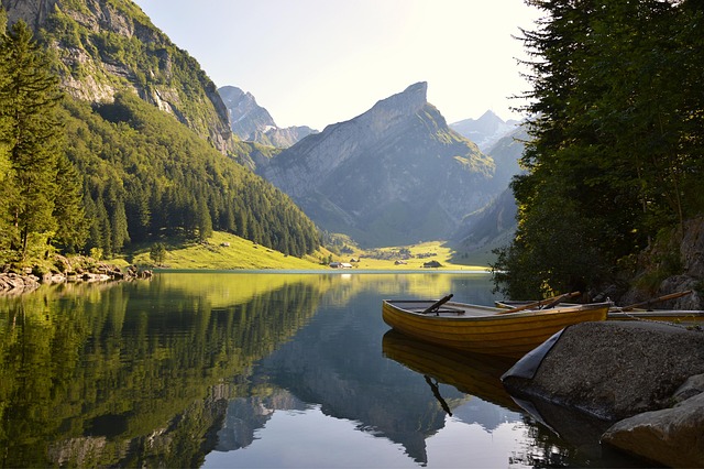fishing-rivers-lakes-nature-outdoors-ang-640x480-58404187.jpeg