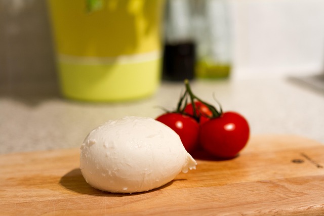 food-trucksaladsandwichitalian-foodbeerw-640x480-54094681.jpeg