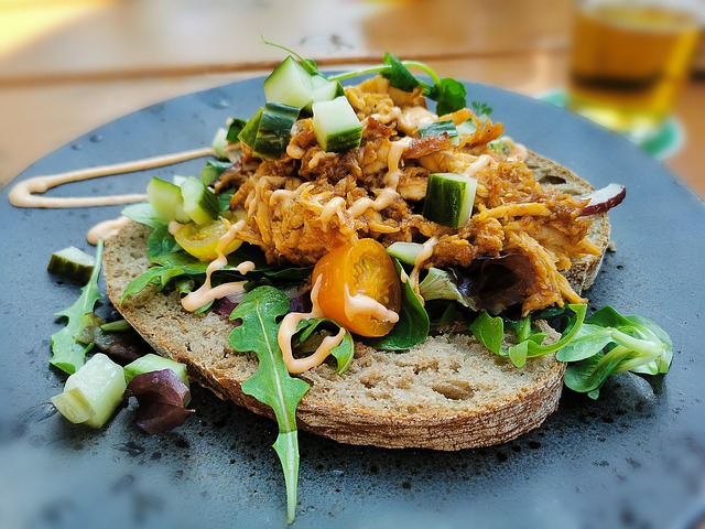 food-trucksaladsandwichitalian-foodbeerw-640x480-91974235.jpeg