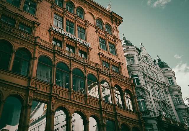historic-landmarks-architecture-heritage-640x480-25090805.jpeg