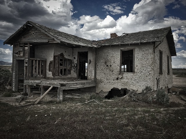 plumbing-old-home-upgrade-efficient-repa-640x480-45366409.jpeg