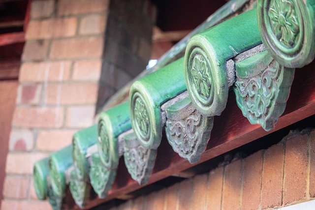 rooflineroofshingle-rooftile-roof-640x480-60635926.jpeg