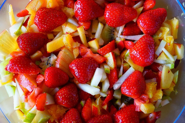 salad-640x480-10268172.jpeg