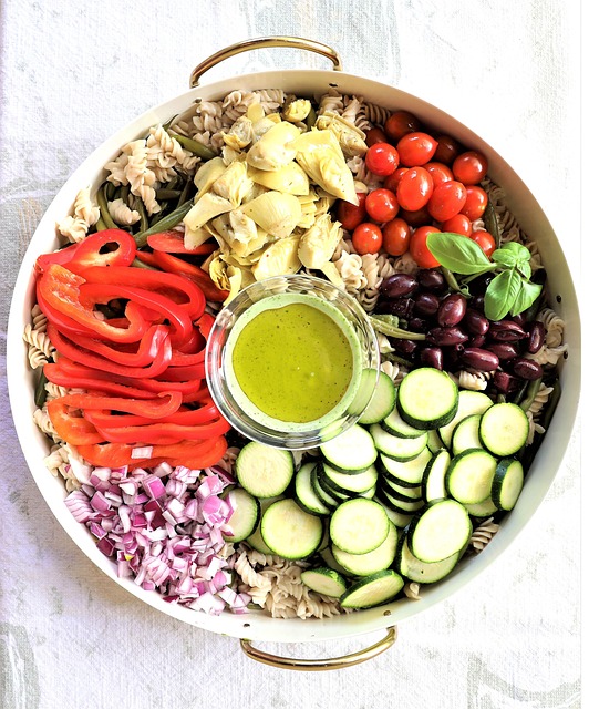 salad-640x480-97478354.jpeg