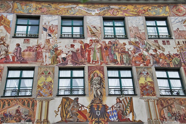 statutes-640x480-63243051.jpeg