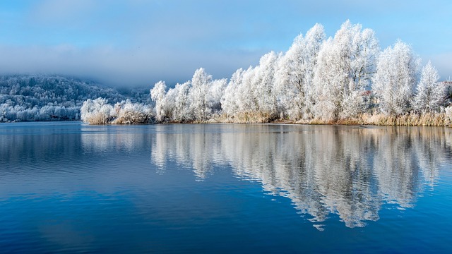 weather-plumbing-rain-frost-cold-humidit-640x480-35560549.jpeg