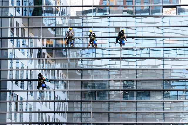 cleaning-640x480-93232902.jpeg