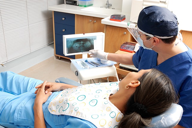 dentist-640x480-71469432.jpeg