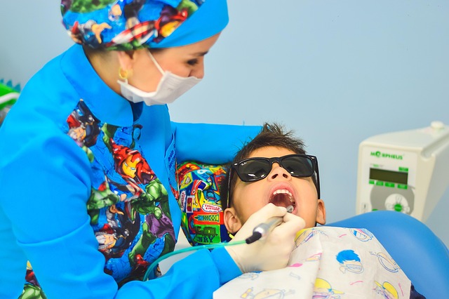 dentist-640x480-8899047.jpeg