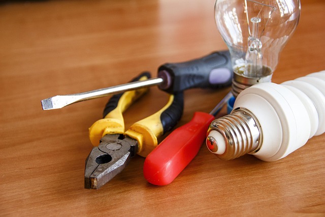 electrician-640x480-14329590.jpeg