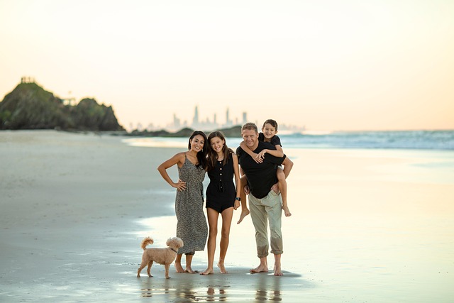 family-640x480-36324961.jpeg