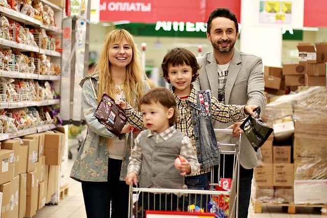 family-640x480-64187176.jpeg