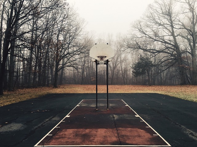 hoop-640x480-99273054.jpeg
