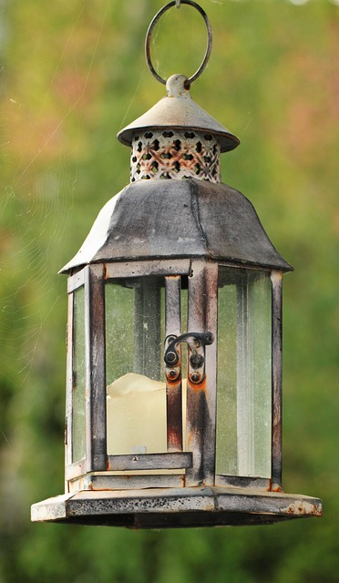 lamp-640x480-50783300.jpeg
