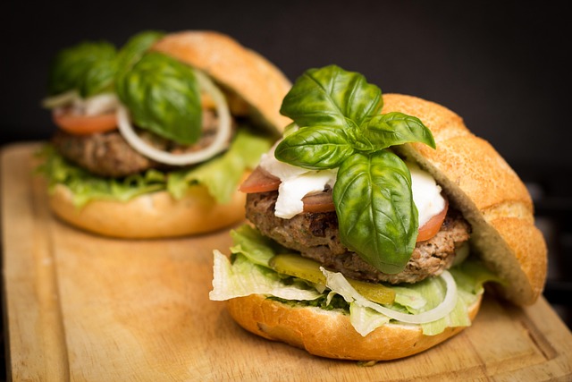 meal-640x480-3909730.jpeg