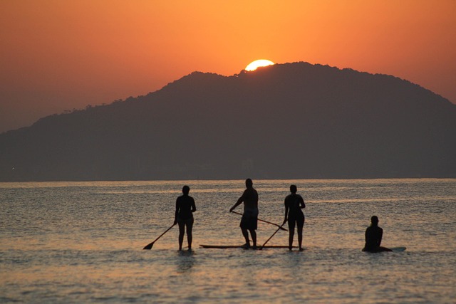 paddleboard