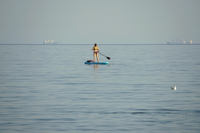 paddleboard-640x480-48701191.jpeg