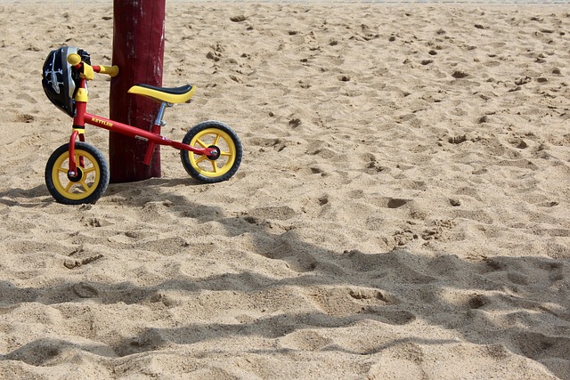 playground-640x480-73181403.jpeg