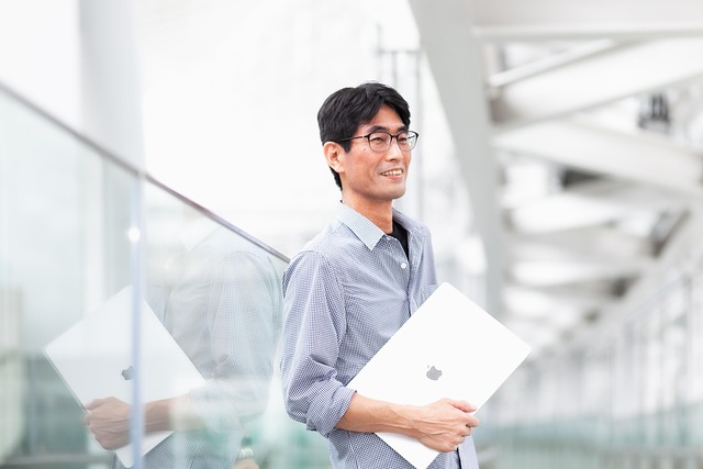 professional-640x480-80593707.jpeg