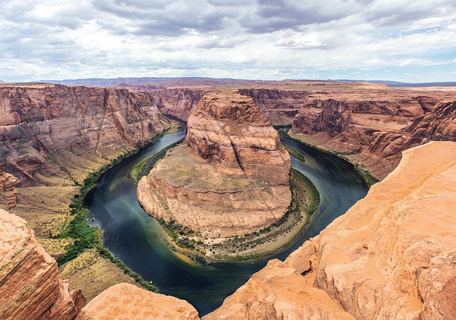 river-640x480-57426694.jpeg