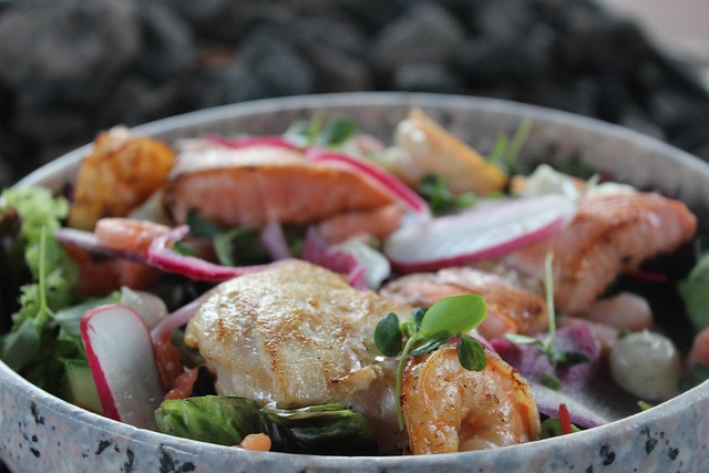salad-640x480-28001894.jpeg