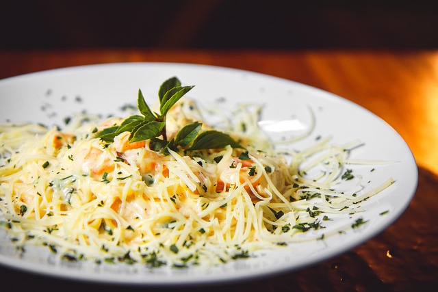salad-640x480-66515606.jpeg